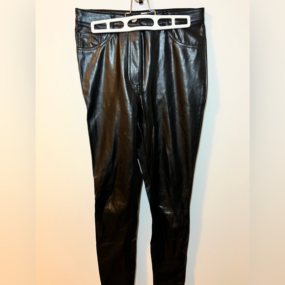 Aritzia Charm Pant - Picture 3 of 4